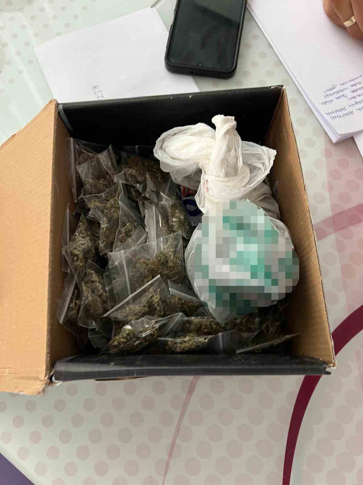 Antalya'da suç örgütlerini öven 14 şüpheliye operasyonda 10 gözaltı