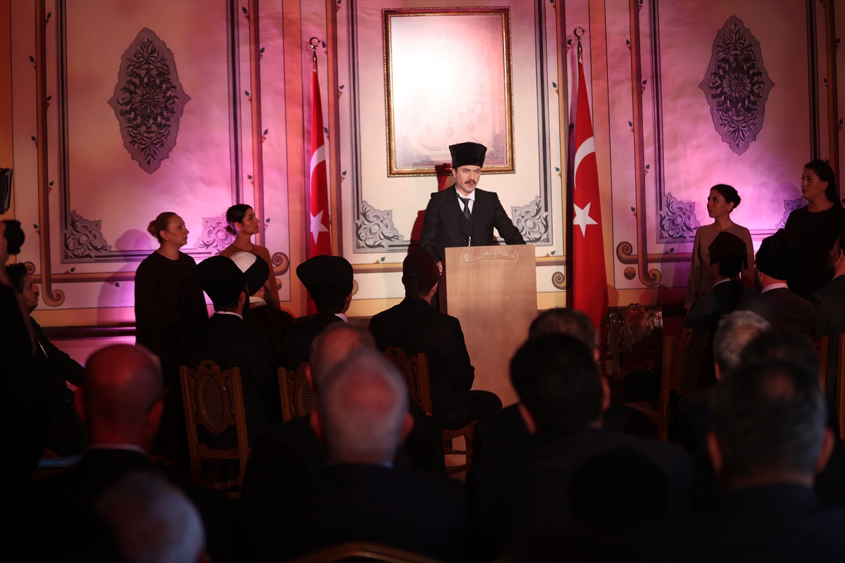 Tarım ve Orman Bakanı Yumaklı, Sivas Kongresi'nin 107. yıl dönümü canlandırmasını izledi