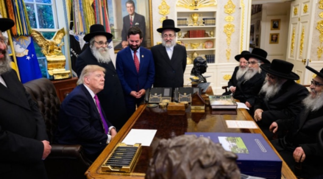 Trump 47 yıl sonra bir ilke imza attı! İsrail destekçileri küplere bindi