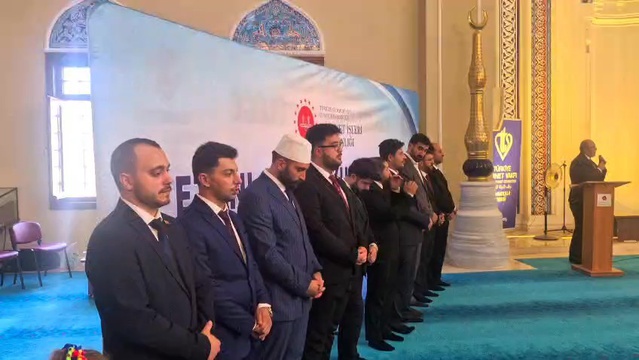 Denizli'nin Müezzin Kayyımı Turan Tosun, Çanakkale'deki ezan yarışmasında birinci oldu