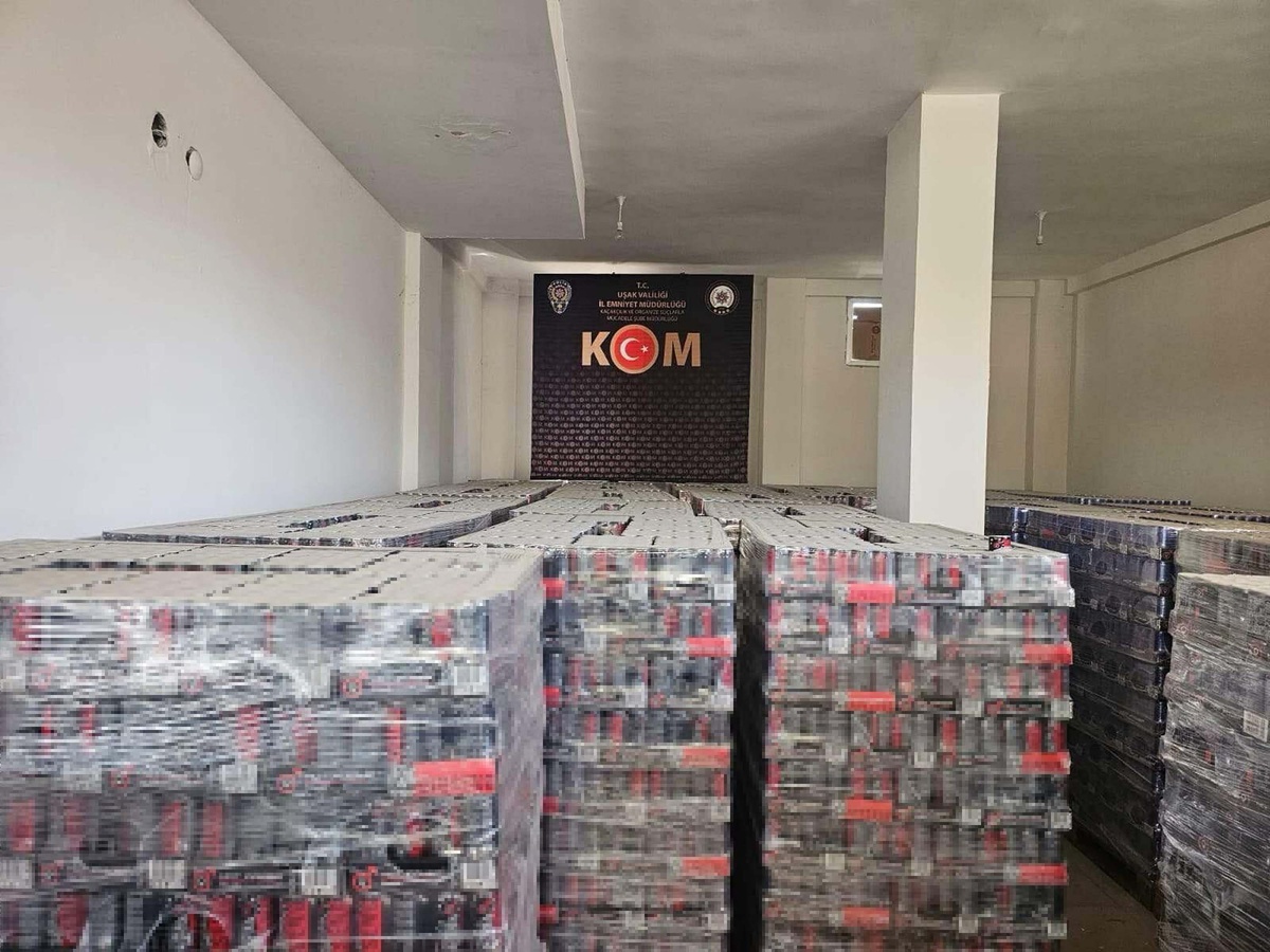 Uşak'ta bozuk enerji içeceği ve elektronik sigara operasyonunda 2 zanlı hakkında işlem
