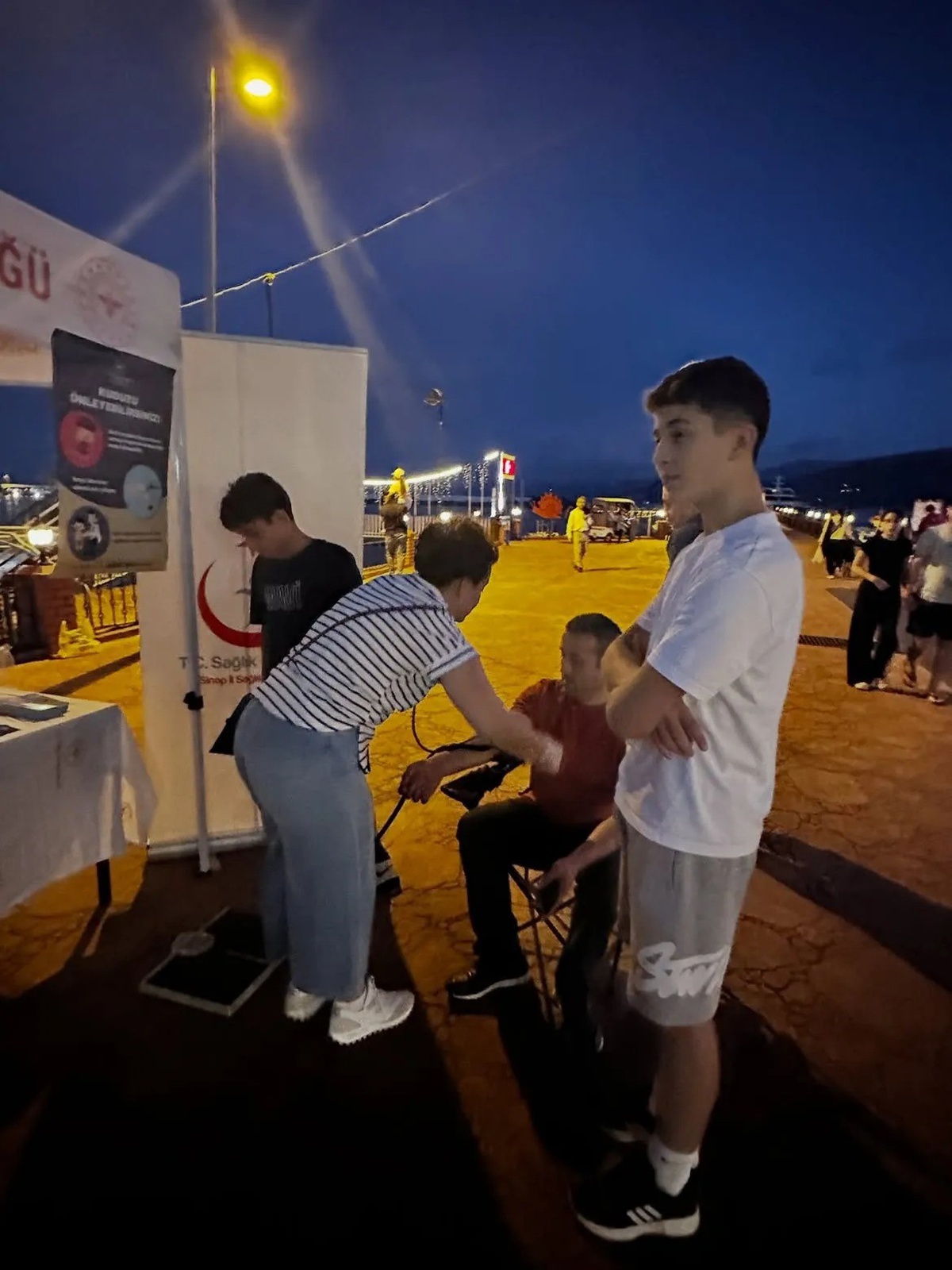 Sinop Gerze'de Halk Sağlığı Haftası'nda stantta anne ve çocuk sağlığına dikkat çekildi