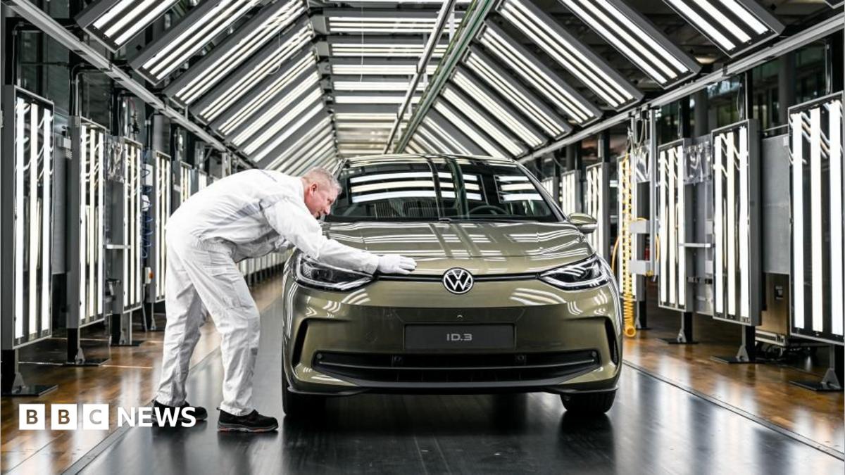 Volkswagen 2030'a dek 100 bin kişiyi işten çıkaracak, ek 50 bin onaylandı