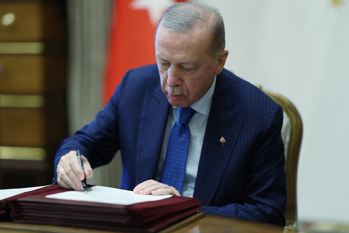 Cumhurbaşkanı Erdoğan imzaladı! 12 ülkeye yeni büyükelçi atandı