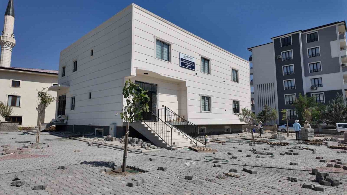 Adıyaman\'da hayırsever katkısıyla yapılan Kemal-Sultan Aslan Taziye Evi hizmete açılıyor