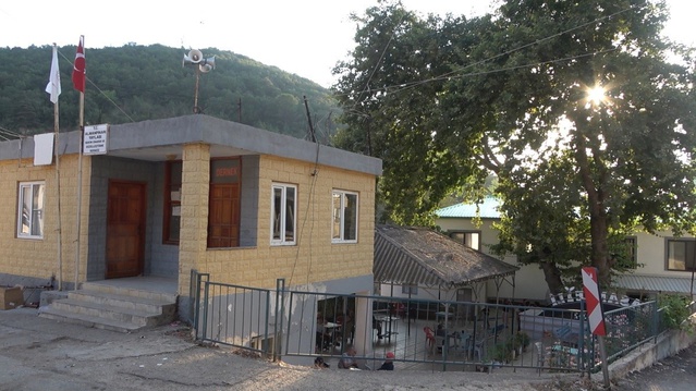 Osmaniye Hasanbeyli'deki Almanpınarı Yaylası, sıcaklardan kaçanları ağırlıyor