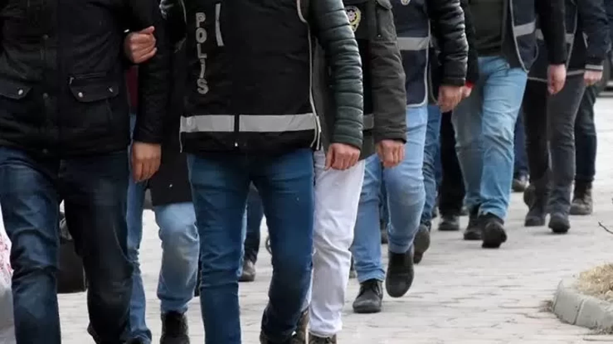 Ankara'da uyuşturucu ve fuhuş operasyonunda 14 kişi gözaltına alındı