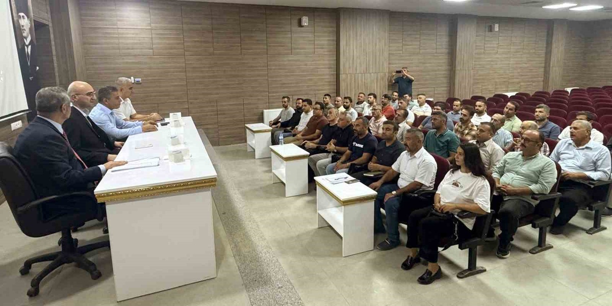 Araban\'da eğitim bölgeleri müdürler kurulu toplantısı Kaymakam başkanlığında yapıldı