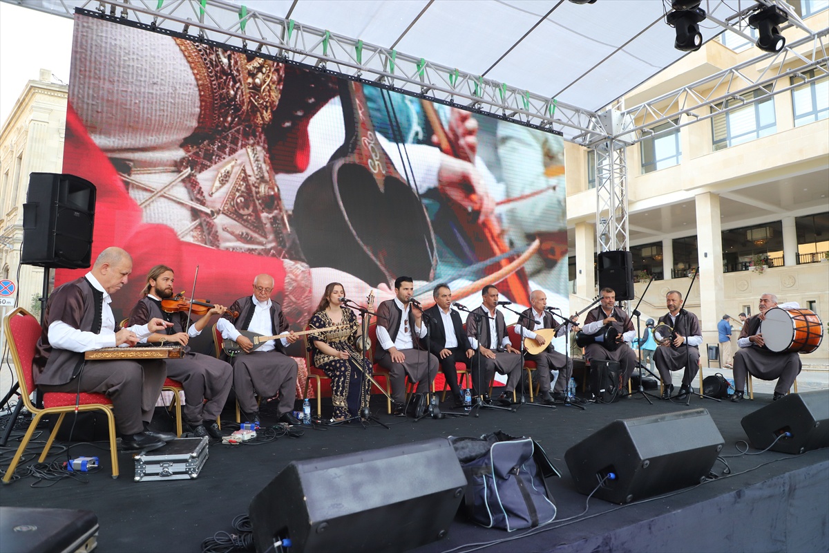 Şanlıurfa Kültür Günleri Bakü\'de başladı, fotoğraf sergisi ve konserlerle sürecek