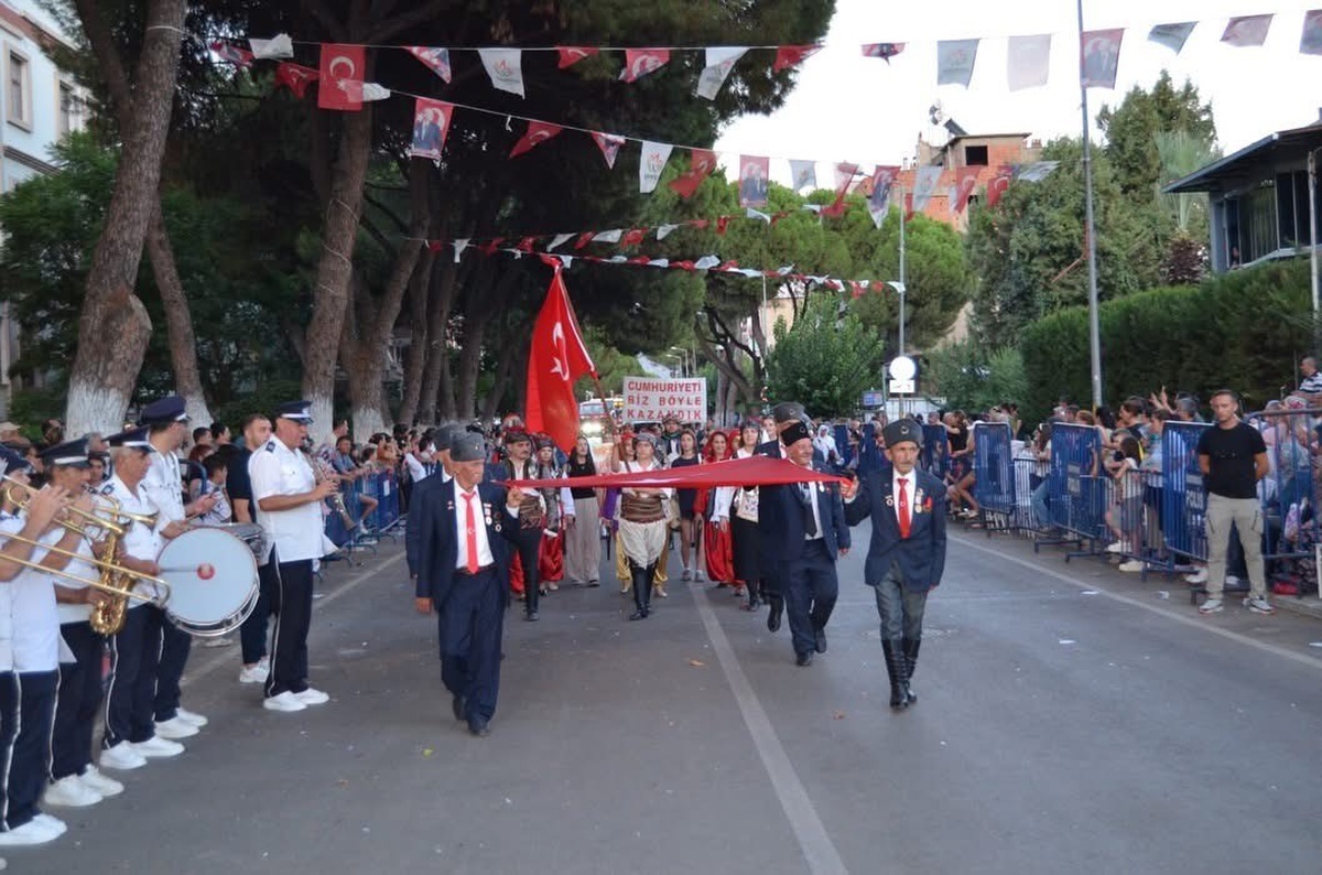 Bayındır'ın Kurtuluşunun 104. Yılı Coşkuyla Kutlandı