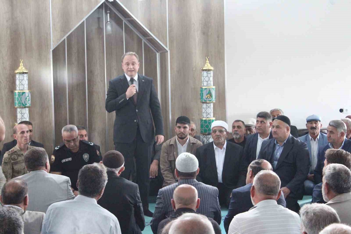 Muş Bulanık'ta iki aile arasındaki husumet barış töreniyle son buldu