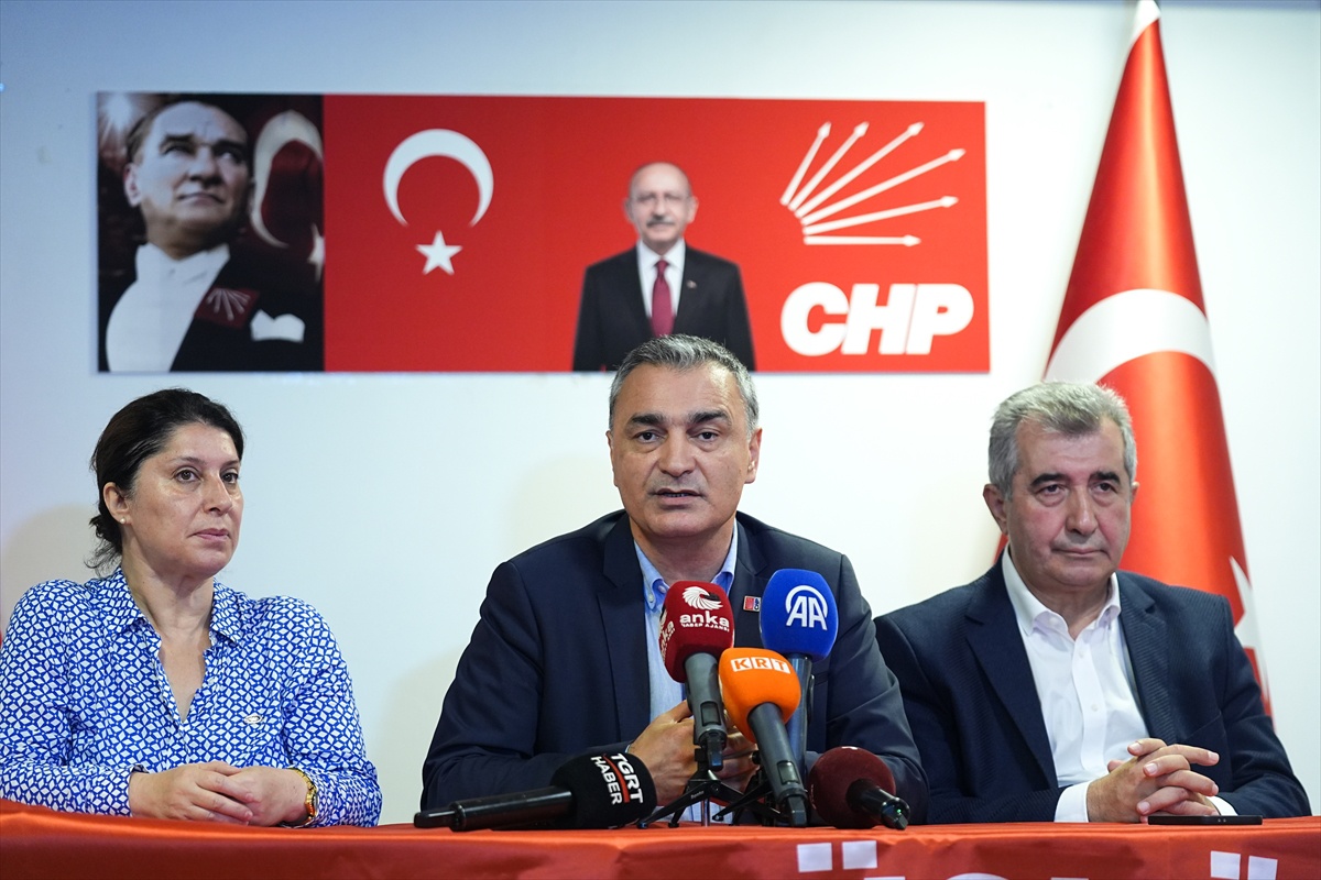 CHP ve Yeni Parti, Üsküdar\'daki başkan vekili seçimini boykot etti