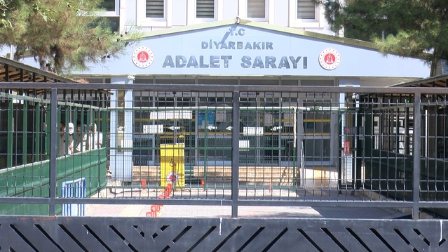 Diyarbakır'daki silahlı kavgada 2 kişinin ölümüne ilişkin iddianame kabul edildi
