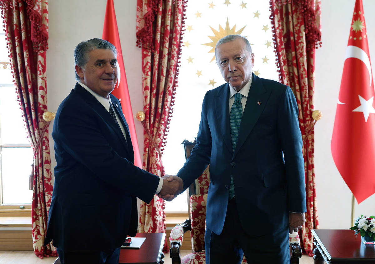 Erdoğan, Beşiktaş Başkanı Adalı\'yı Kabul Etti