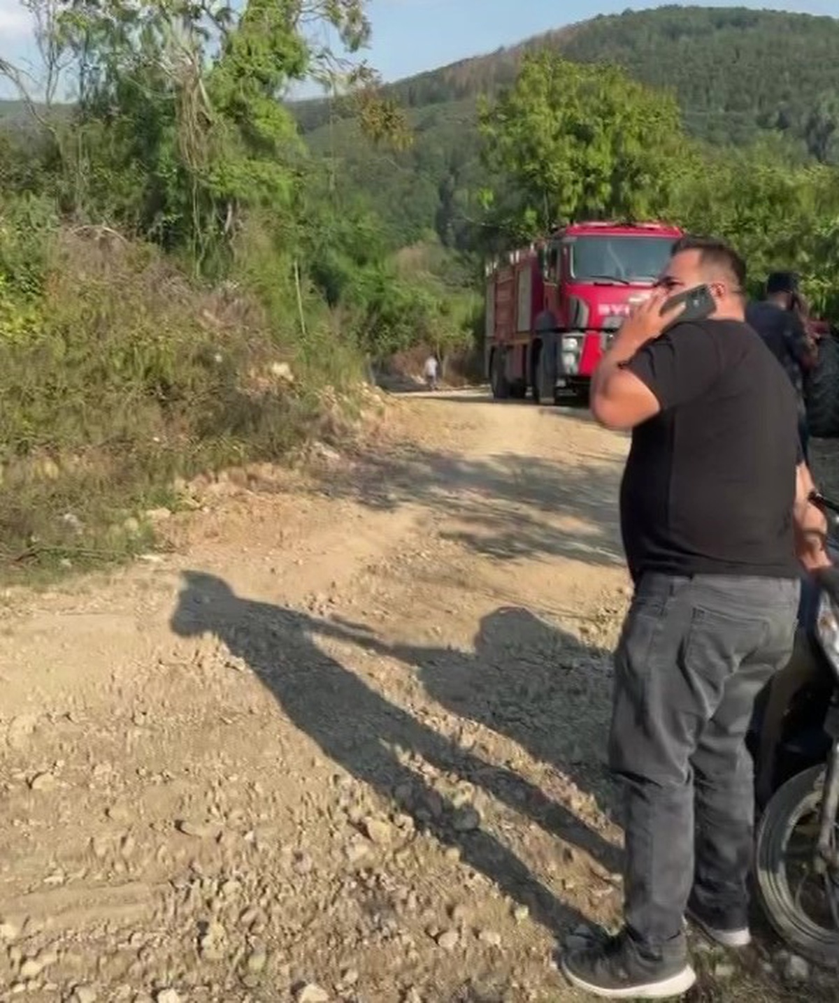 Düzce Cumayeri\'nde traktör devrildi, 50 yaşındaki sürücü hayatını kaybetti