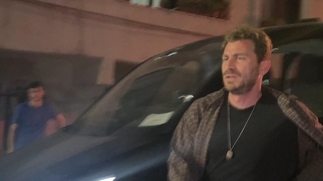 Eren Vurdem’in hayatını kaybeden dostu Serhat Mustafa Kılıç’ın evine gözyaşları ile koştuğu anlar kameraya yansıdı