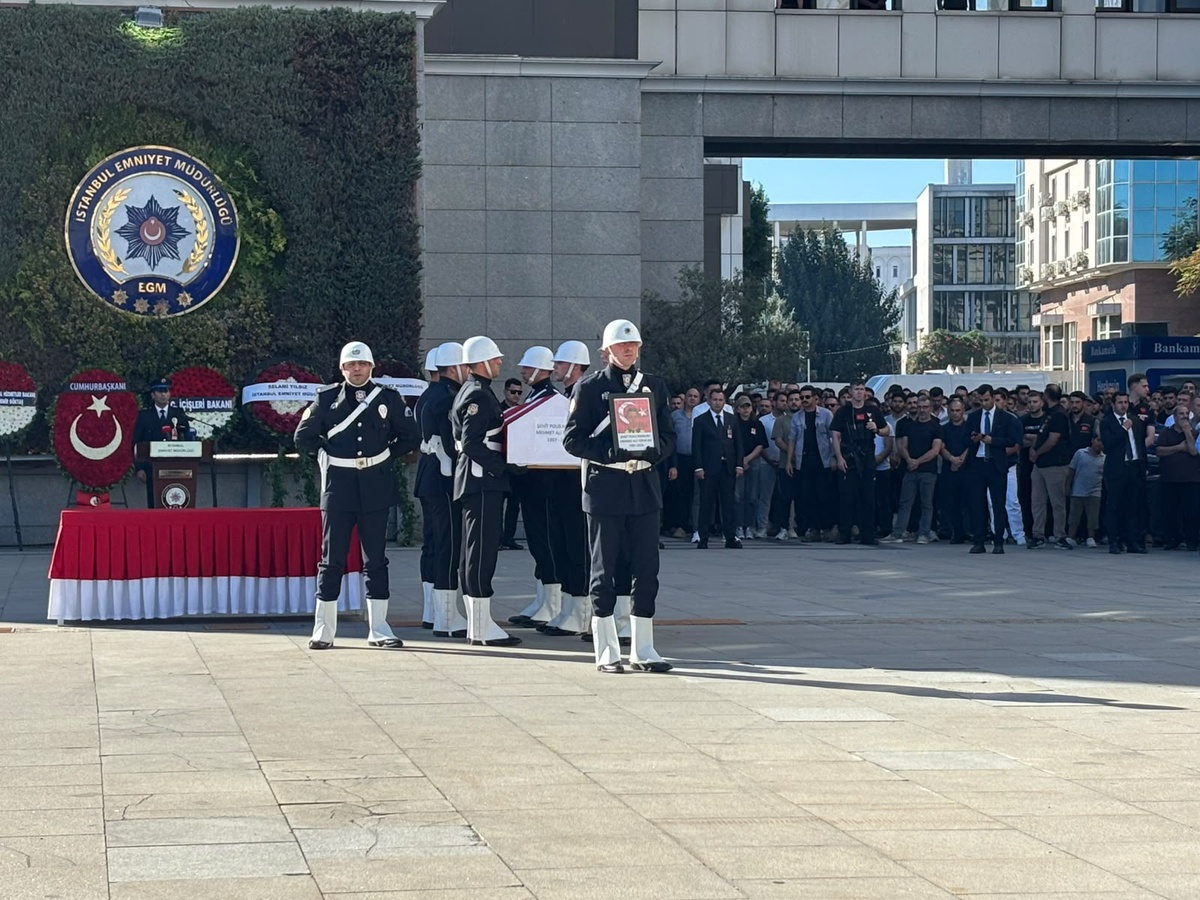 Şehit Polis Mehmet Ali Topatan\'a Veda Töreni