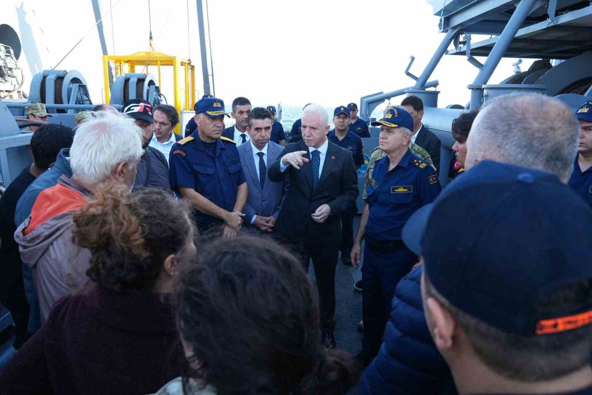 Silivri'de batan geminin enkazını TCG Akın tespit …
