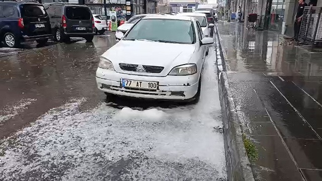 Eylül ayında şaşırtan manzara! Kars beyaza büründü