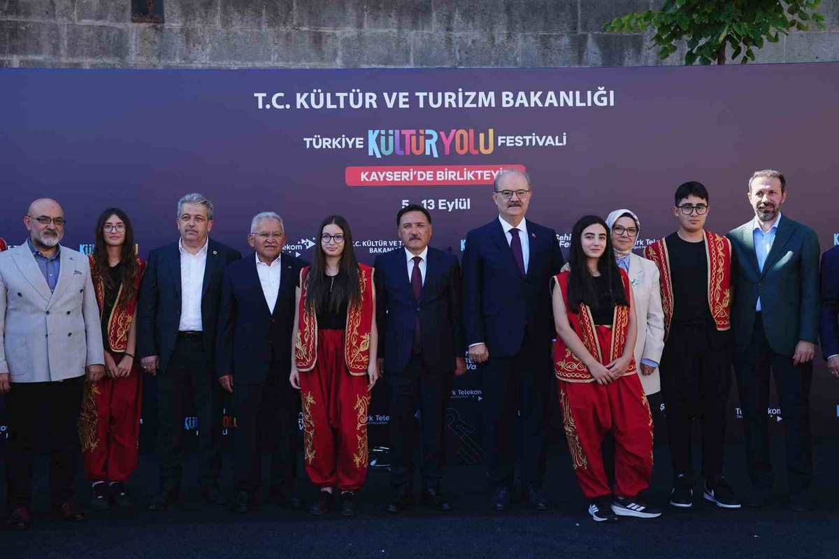 Kayseri'de Kültür Sanat Festivali Başladı