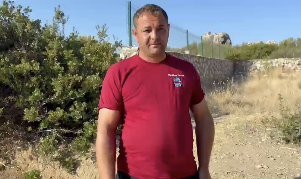 Marmaris'te keçiler yılda iki kez tekneyle taşınıyor