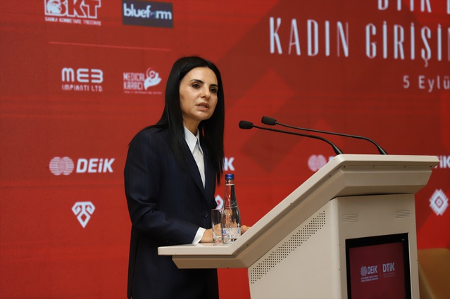 Üsküp'te DTİK Balkanlar Kadın Buluşması'nda kadın girişimciler bir araya geldi