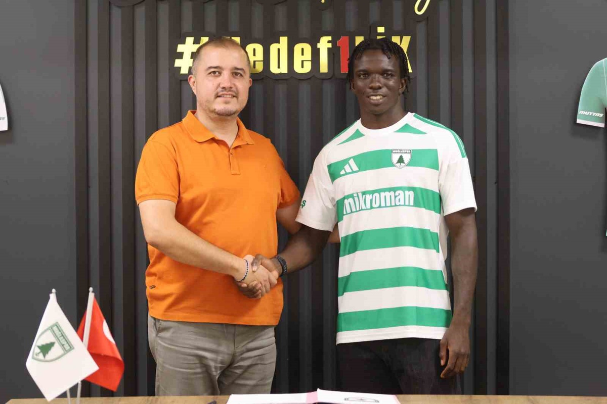 Muğlaspor, 22 yaşındaki Amerikalı kanat Korede Osundina\'yı kiralık kadrosuna kattı
