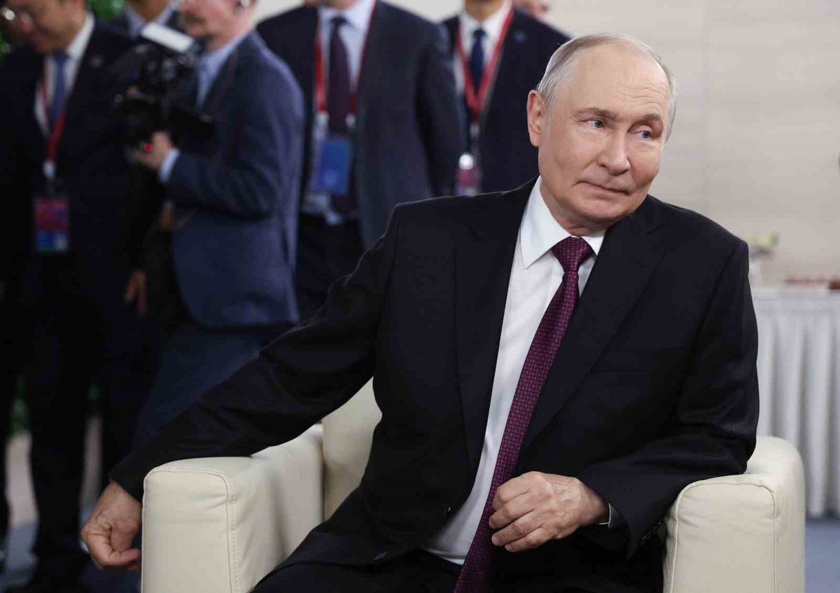 Putin, ABD\'li müzakerecilerin ziyareti nedeniyle Kiev\'e saldırıları 3 gün durdurdu
