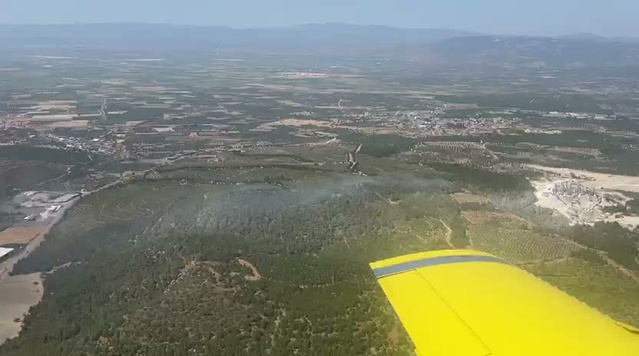 Soma'da orman yangınına 6 uçak ve 6 helikopterle müdahale sürüyor