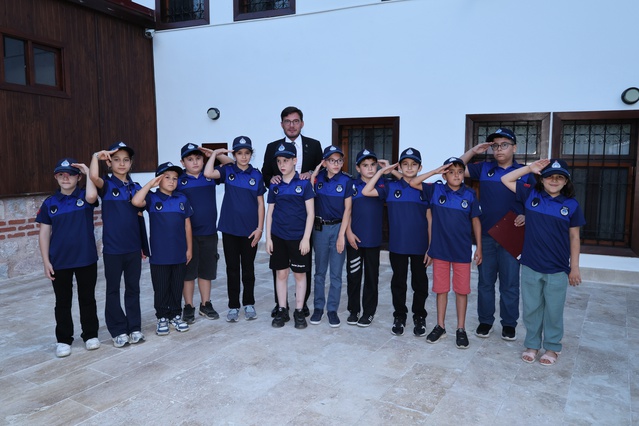 Tokat'ta Zabıta Haftası'nda minik zabıtalar ekiplerle denetimlere katıldı