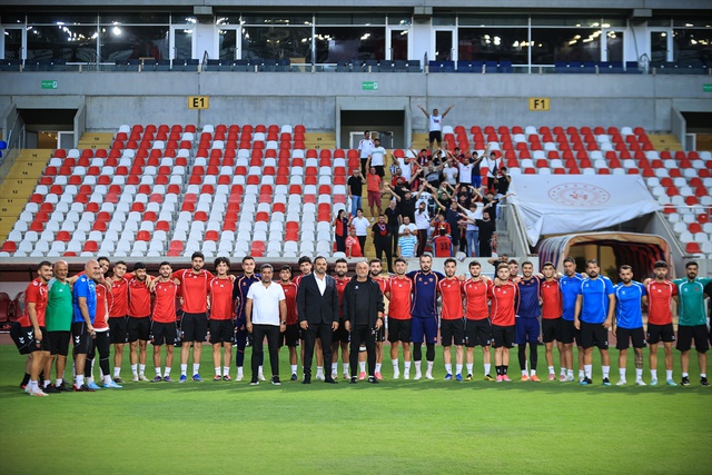 Türk futbolunun 101 yıllık çınarı geri dönüyor! 14 yıllık engel kalktı