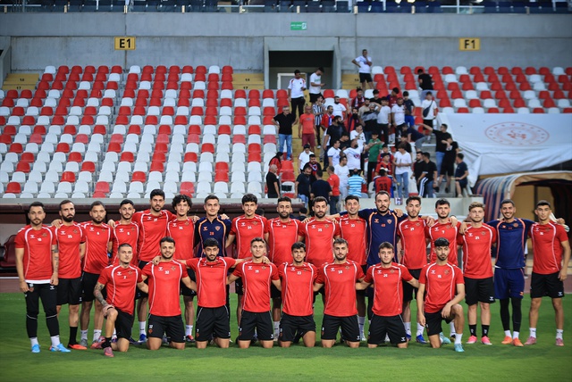Türk futbolunun 101 yıllık çınarı geri dönüyor! 14 yıllık engel kalktı