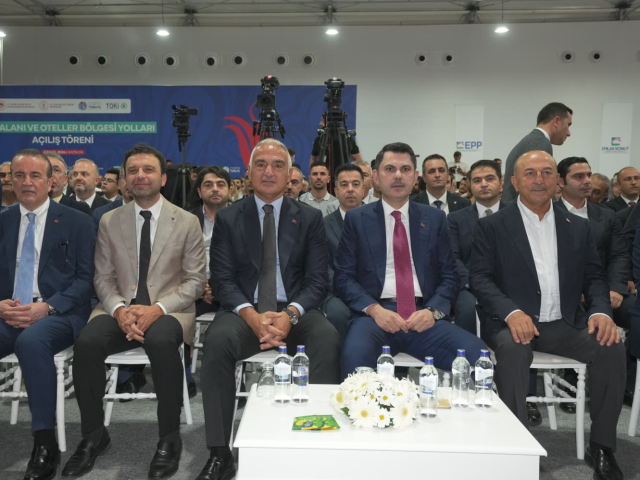 Türk turizminin kalbi Antalya'ya 19,2 milyar liralık kültür ve turizm yatırımı