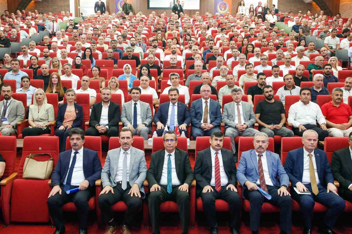Mustafa Masatlı başkanlığında Hatay\'da 2026-2027 eğitim yılı hazırlıkları görüşüldü