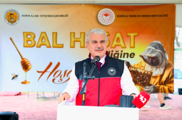 “Yetkim var” diyerek kuralı çiğnemedi! Vali makam aracında kırmızı ışıkta bekledi