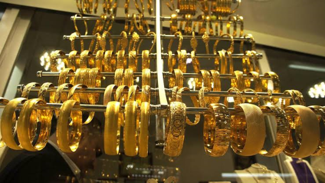 Altın alışverişinde yeni dönem: Kuyumcuya gitme devri kapanıyor