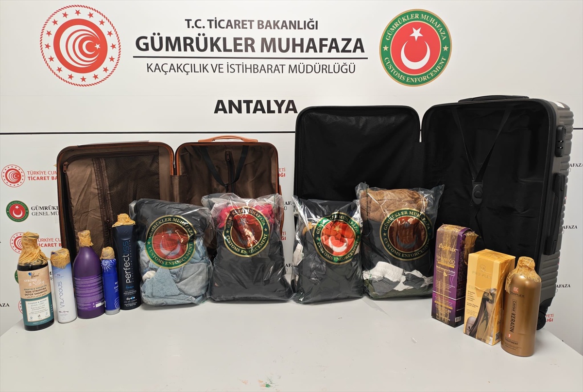 Antalya\'da hava girişinde iki valizde 18 kilo uyuşturucu ele geçirildi