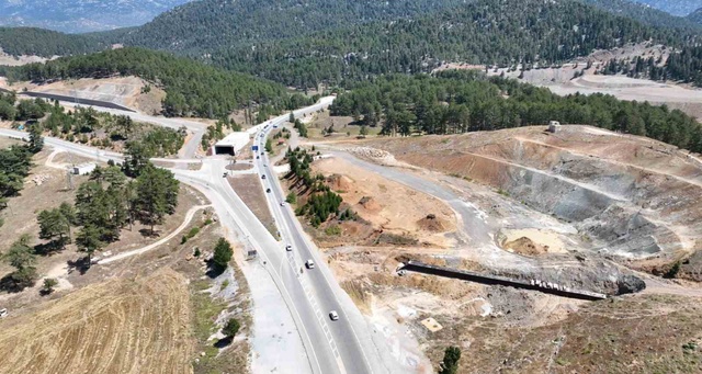 Alacabel Tüneli'nde sona gelindi! Konya-Antalya arası 20 dakika kısalacak