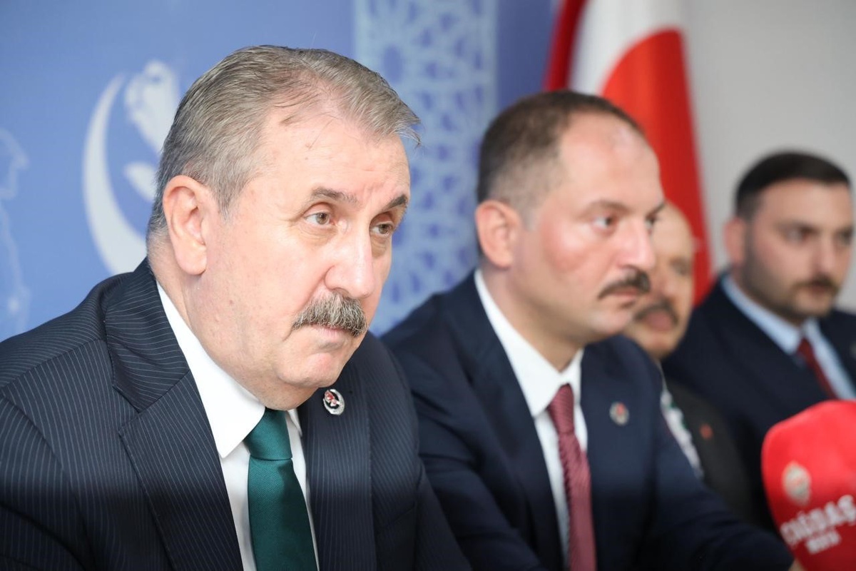 Destici: Kardeşliğimizi Bozamayacaklar