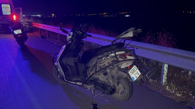 Bursa'nın İznik ilçesinde yarışan iki motosiklet çarpıştı, 2 kişi yaralandı
