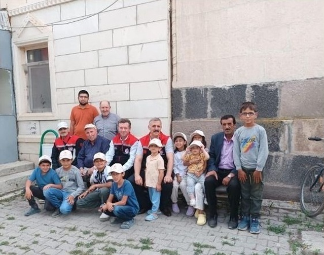 Erzurum'da tarım ekipleri Cuma Buluşmaları'yla çiftçilere destek ve ÇKS başvurularını anlattı