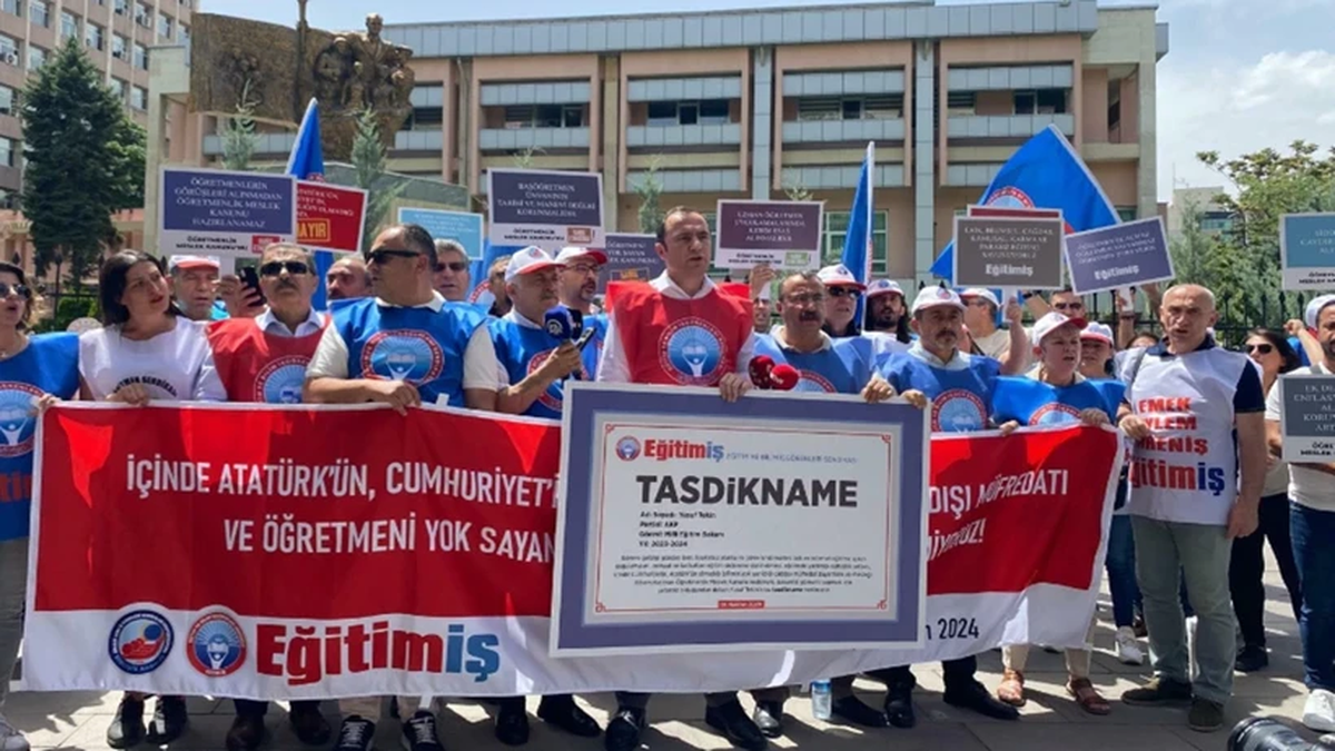 Eğitim-İş yarınki Öğretmenler Kurulu\'nda önlük uygulaması ve hak ihlallerine şerh düşecek