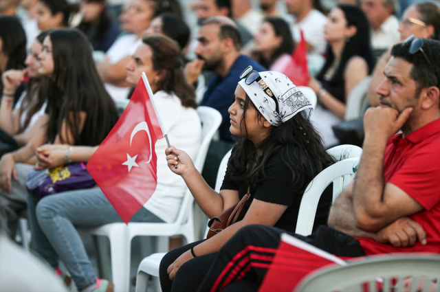 Filenin Sultanları’nın şampiyonluğu Türkiye’yi ayağa kaldırdı! İşte yurttan zafer görüntüleri