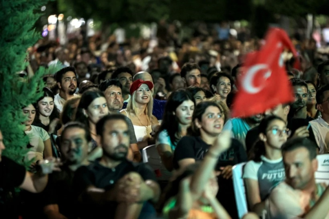 Filenin Sultanları’nın şampiyonluğu Türkiye’yi ayağa kaldırdı! İşte yurttan zafer görüntüleri