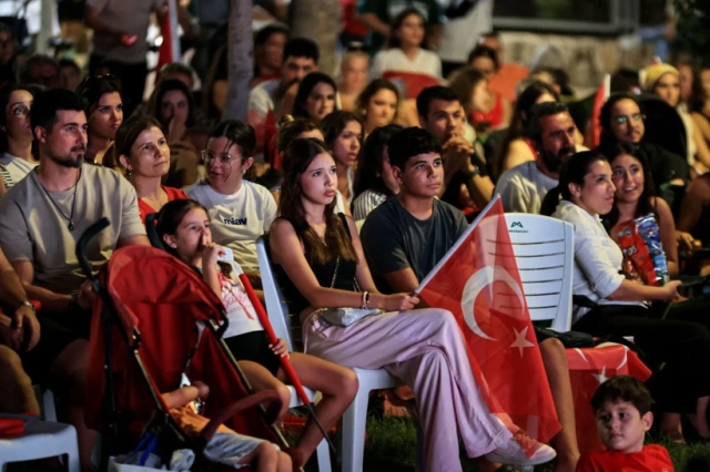 Filenin Sultanları’nın şampiyonluğu Türkiye’yi ayağa kaldırdı! İşte yurttan zafer görüntüleri