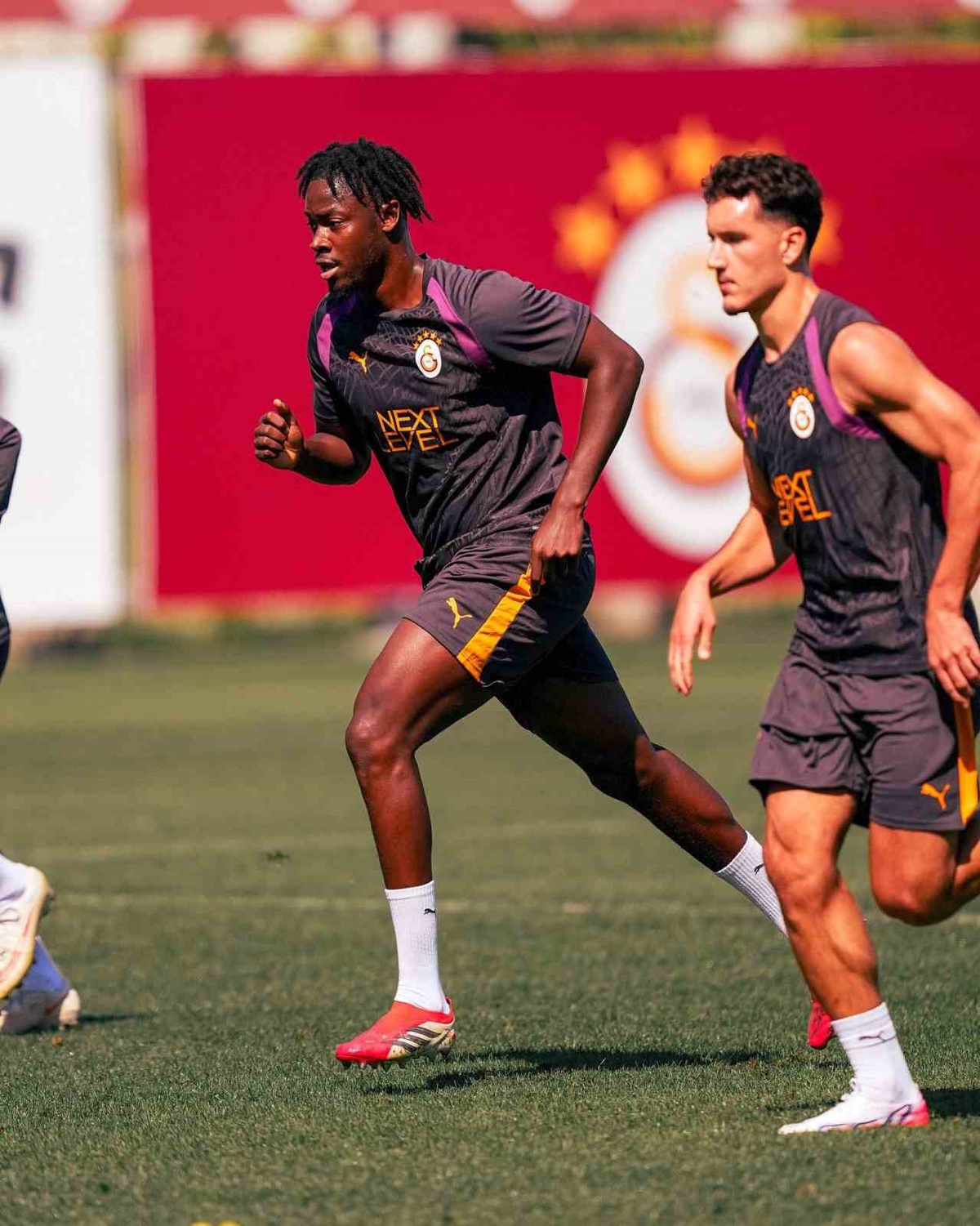 Galatasaray, Sporting Maçı Hazırlıklarını Kemerburgaz\'da Sürdürdü