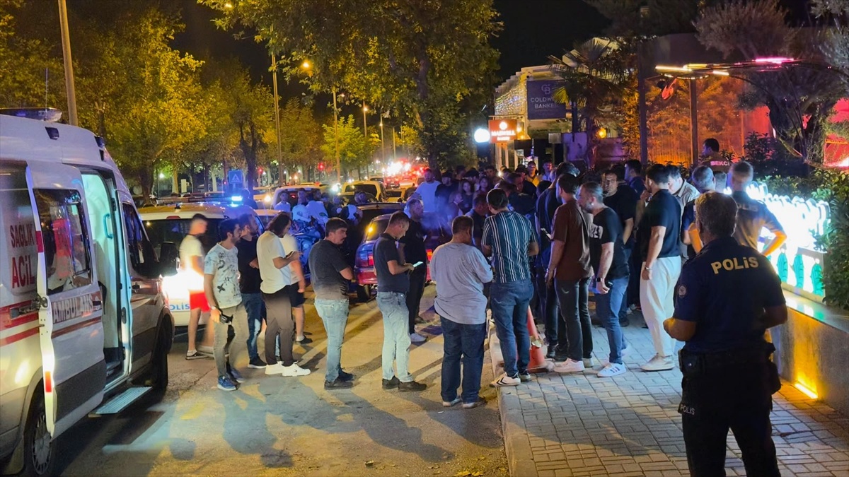 Denizli\'de restoran kavgasında 3 kişi öldü, 3 kişi yaralandı