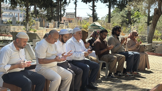 Ayşenur Ezgi Eygi, ölümünün ikinci yılında Didim'de mezarı başında anıldı