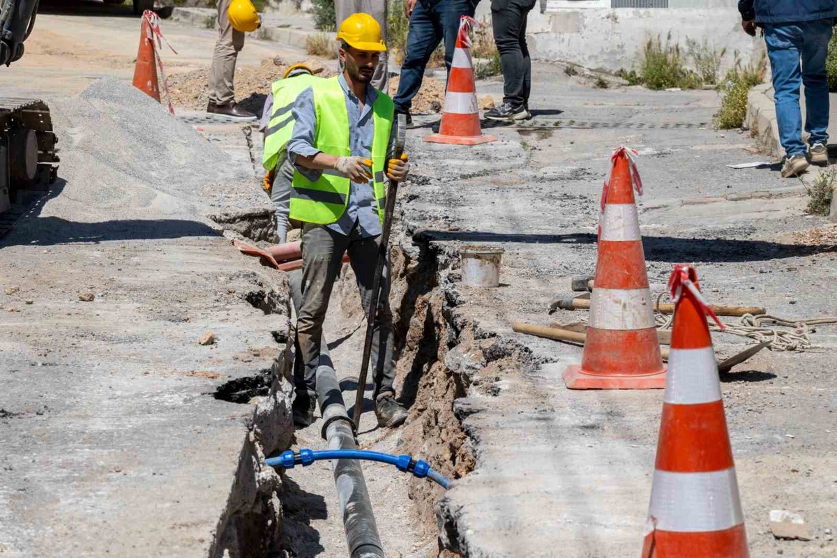 İZSU\'nun İzmir kuzeyindeki 147 milyonluk içme suyu yatırımı yüzde 52\'ye ulaştı