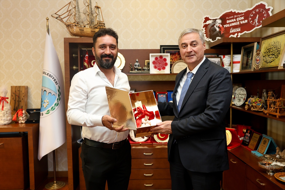 KASİAD Başkanı Aslan ve ekibi Taşköprü Belediyesi\'ni ziyaret etti